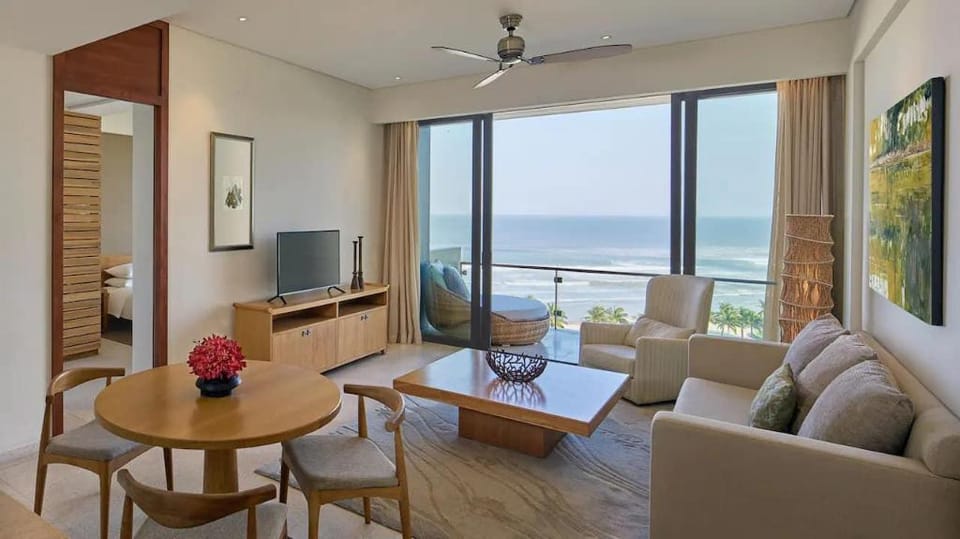 Ocean View Apartment in Hyatt Apartment in Hoa Hai