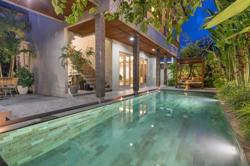 Astonishing Tropical 3BR Private Villa in Canggu Villa in North Kuta