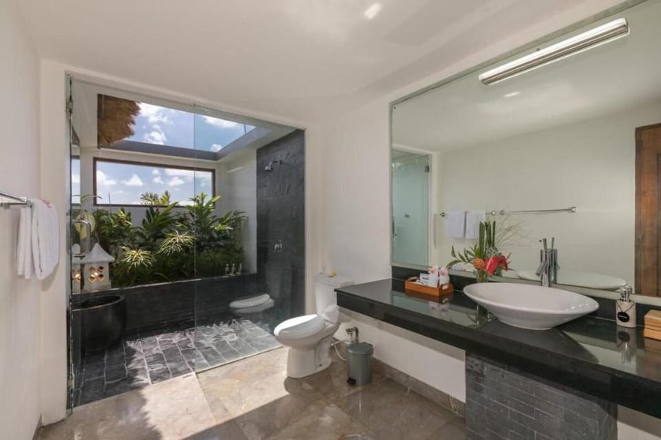 Traditional Touch 3BR Private Villa in Jimbaran Villa in Bali
