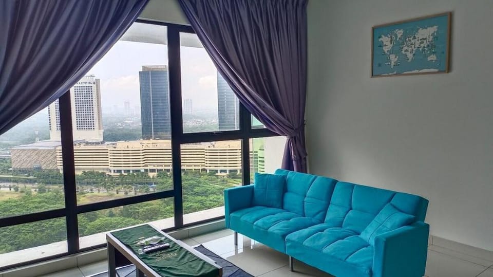 Mid Valley Southkey/Tv box/Netflix ??? A24-02 Apartment in Johor Bahru