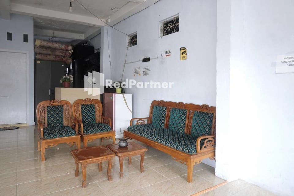 Tassa Homestay Syariah Mitra RedDoorz Hotel in Indonesia