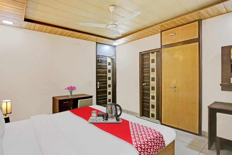 Hotel O THE KNIGHT INN Hotel in Delhi