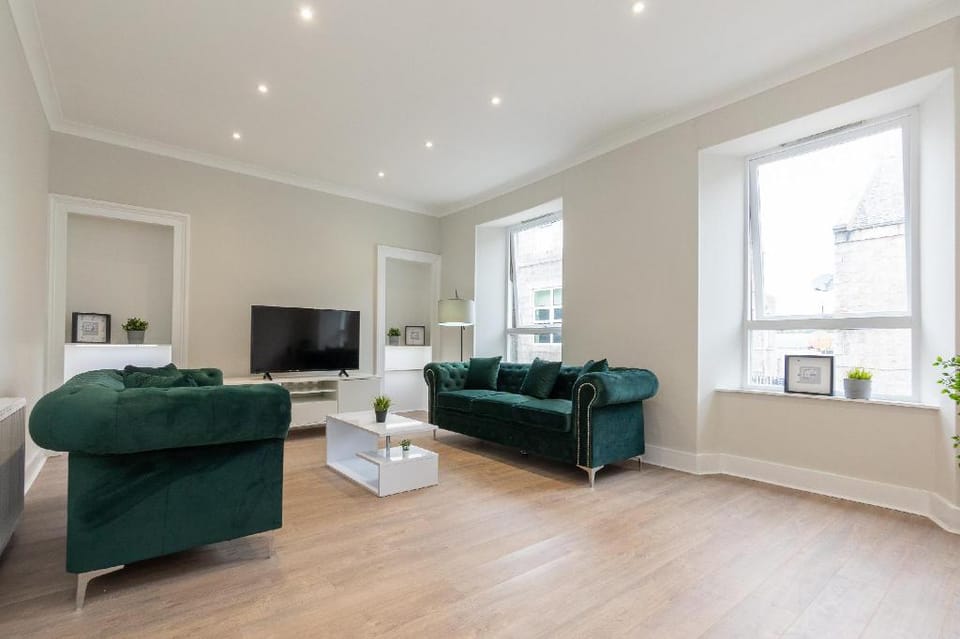 Posset House - SJA Stays - Modern 3 Bed Apartment Apartment in Aberdeen