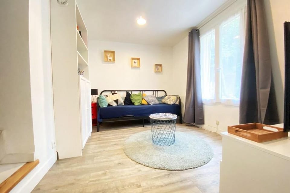 La maison du bien être : Nature + jacuzzi Vacation rental in Île-de-France