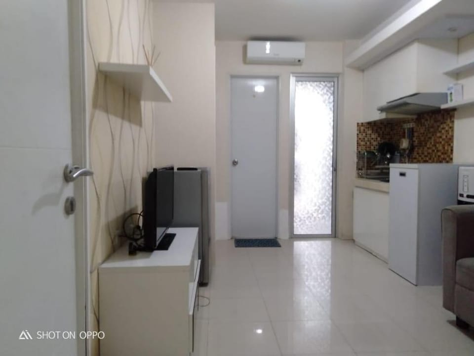 Sewa 2BR Apartemen Bassura City by HokkiStar Apartment in Jakarta
