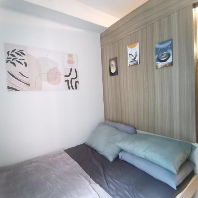 Condo unit 1 BR with Balcony-Shore 2 Residences T1 Vacation rental in Pasay
