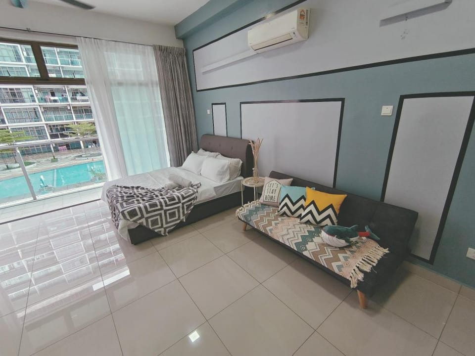Mount Austin IKEA, AEON 5mins -Pool View- B122 Apartment in Johor Bahru