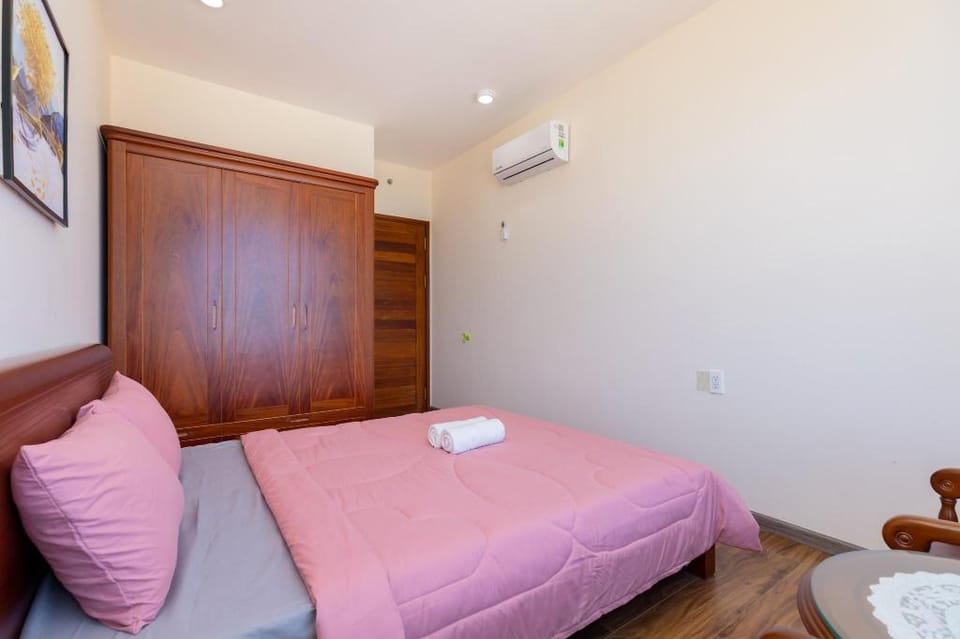 Vung Tau Goldsea Apartment - Sea View,  and Pool Apartment in Vung Tau