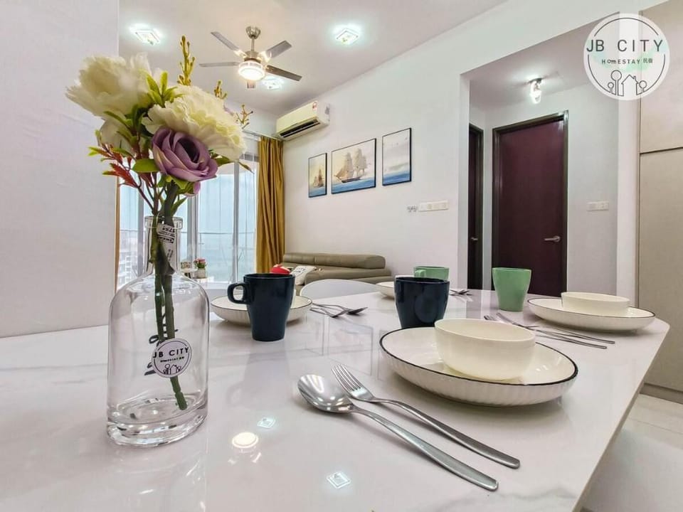 Danga Bay Yokoso Wi-Fi by RR JBcity Vacation rental in Johor Bahru