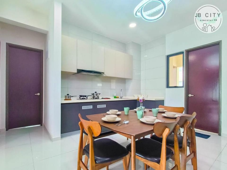 Danga Bay Hiragana Wi-Fi by RR JBcity Vacation rental in Johor Bahru
