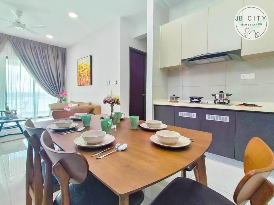 Danga Bay Hiragana Wi-Fi by RR JBcity Vacation rental in Johor Bahru