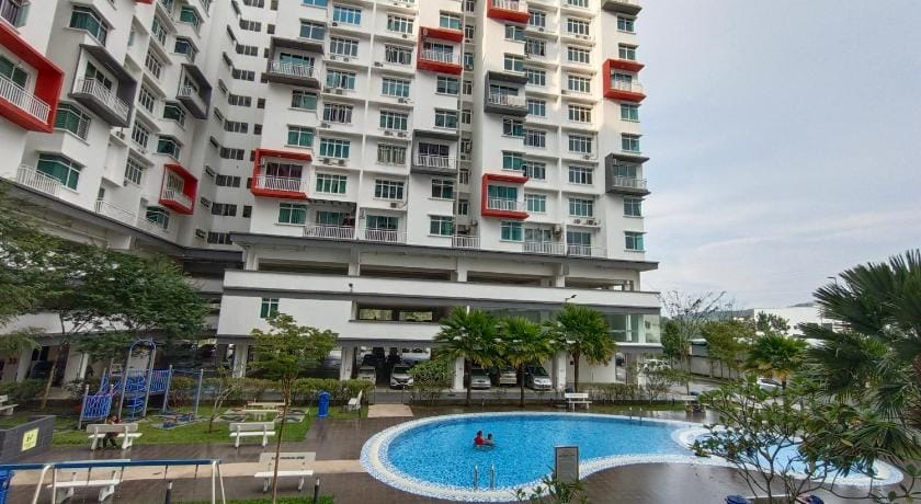 KLIA Ehsan Residences Fully Air-Con Family Suite Apartment in Negeri Sembilan, Malaysia