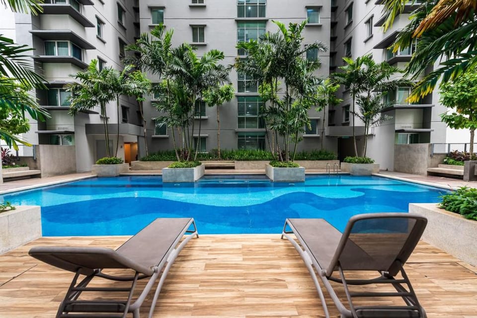 Mont Kiara Publika 2Br Hot tub sakura @4mins MITEC Vacation rental in Federal Territory of Kuala Lumpur