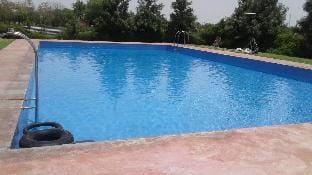 KESAR RESORT MIDWAY  Vacation rental in Haryana
