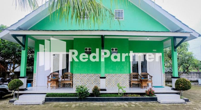 Villa IKBHAR Ciletuh RedPartner Hotel in West Java