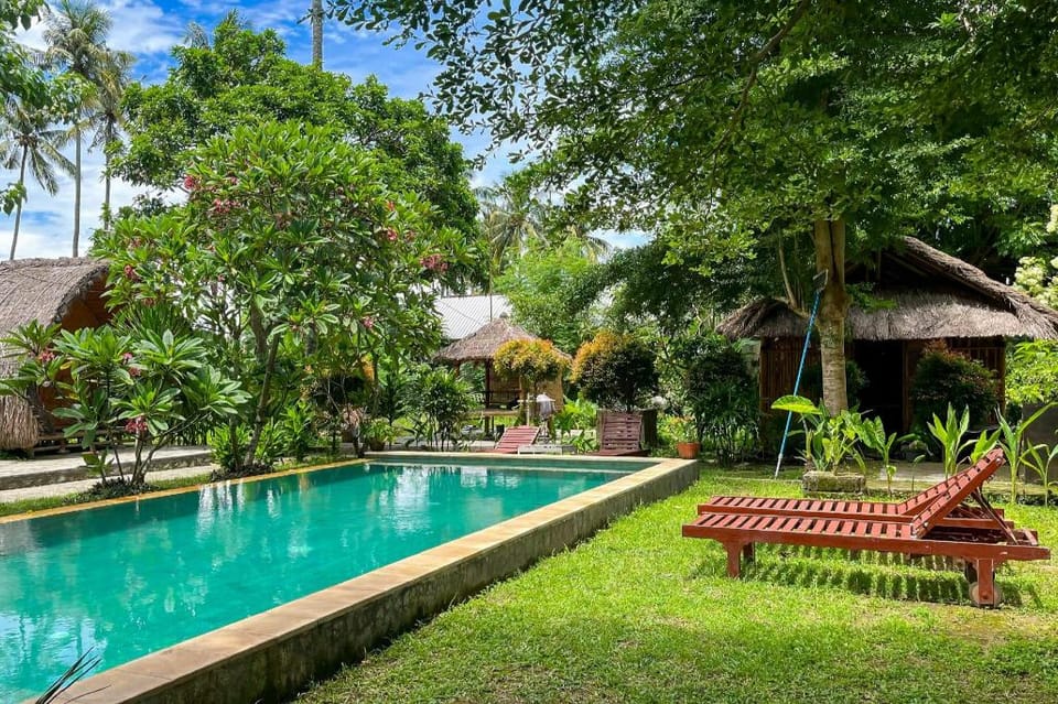 Cici Bungalow Senggigi Hotel in Batu Layar