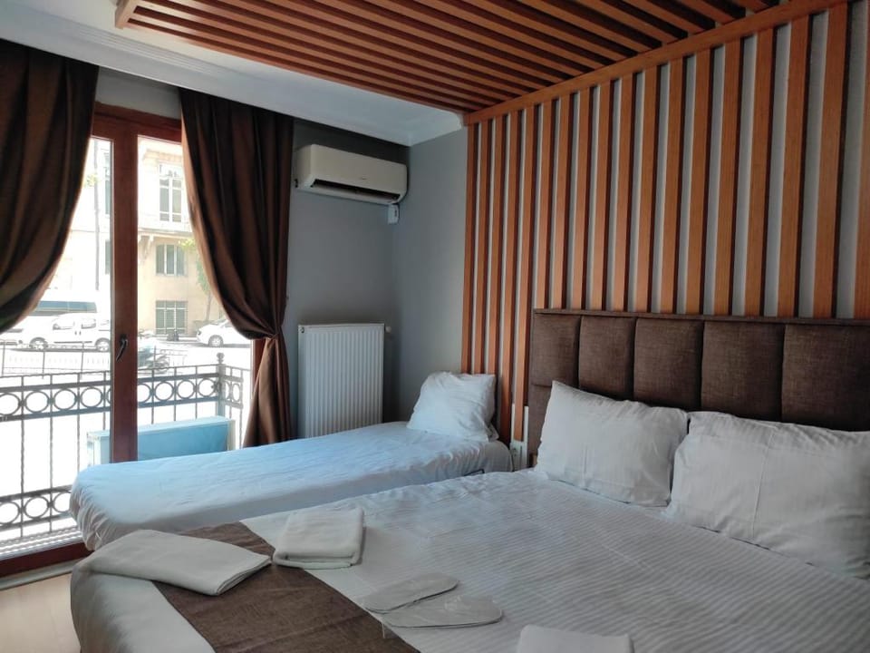 loss pera otel Apartment in Istanbul