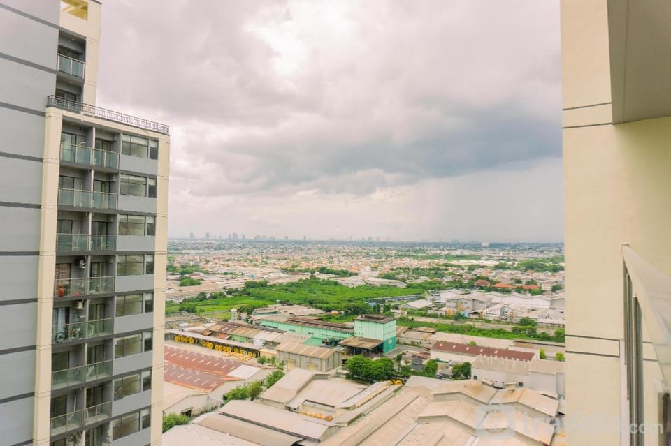 Luxury Studio at Daan Mogot City Apt By Travelio Apartment in Jakarta