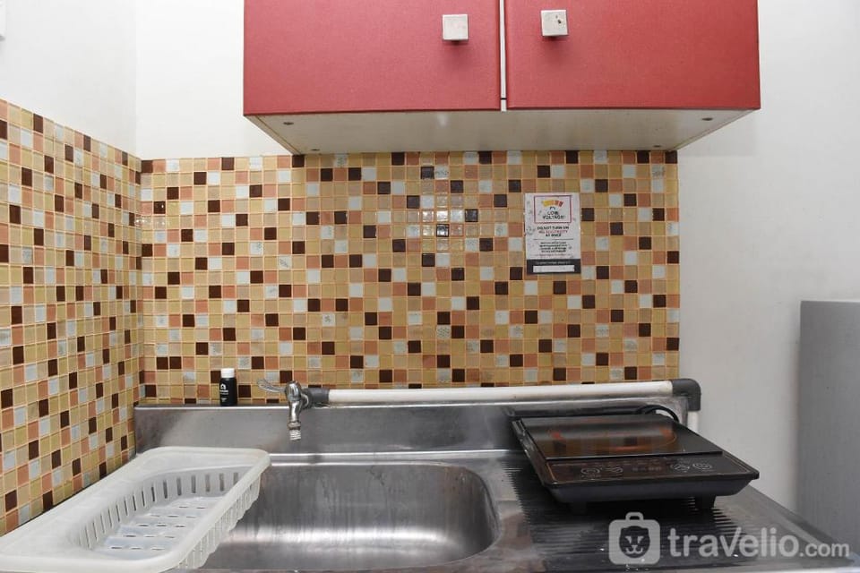 Tidy Studio Taman Melati Margonda By Travelio Apartment in South Jakarta City