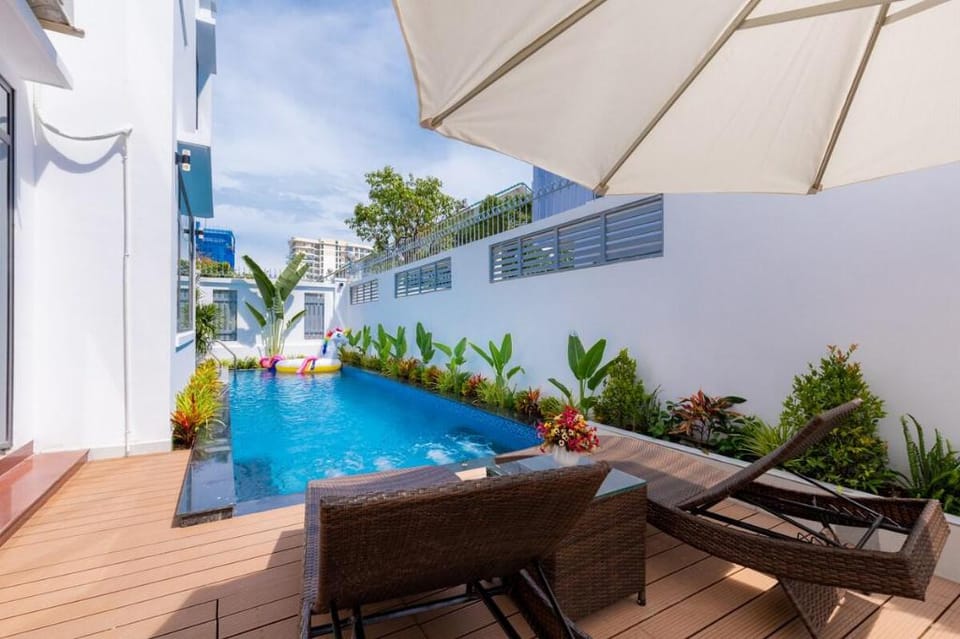 The Palm Villa 11 - 8 Bedroom Pool Bida VungTau  Villa in Vung Tau