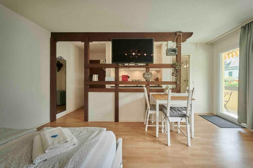 Interlaken City Center Studio with Mountain View Apartment in Interlaken
