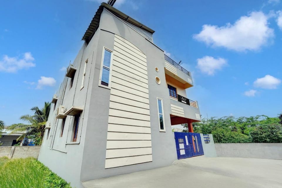 Super Collection O Coimbatore Near Adithya Institute Formerly Hotel Everest Grand Hotel in Coimbatore