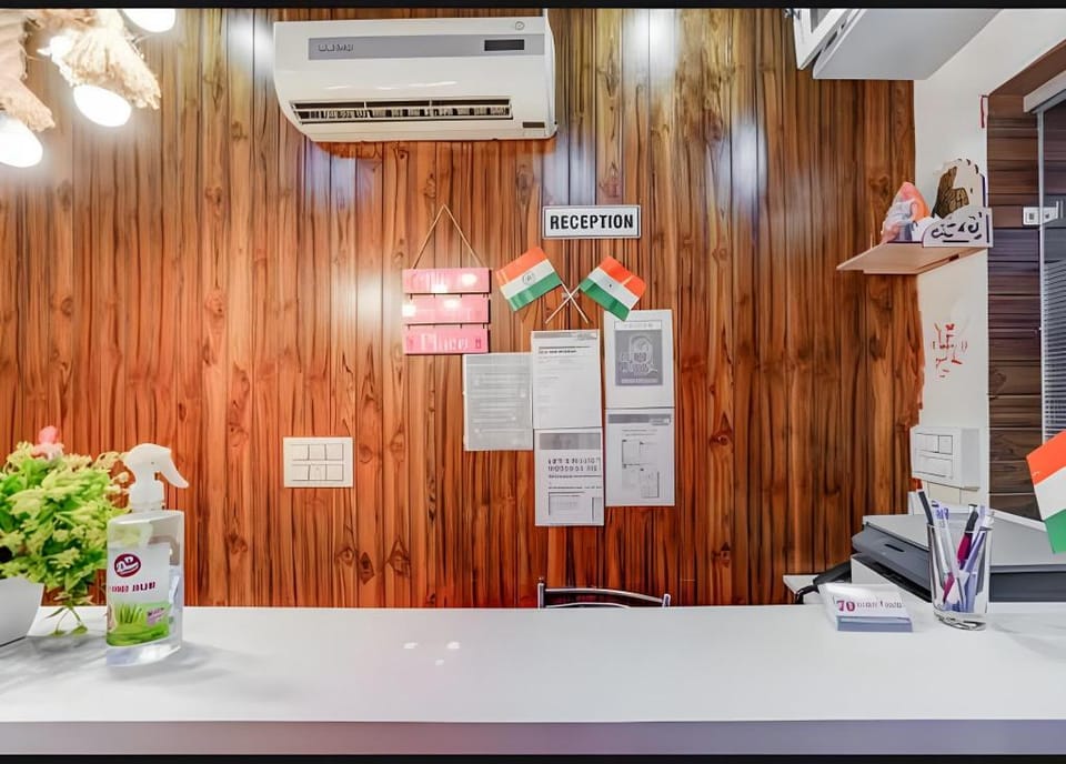 Super Hotel O Seventy stay in Hotel in Chandigarh
