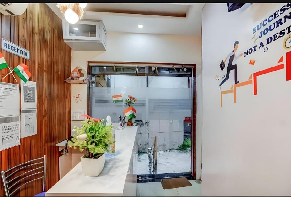 Super Hotel O Seventy stay in Hotel in Chandigarh