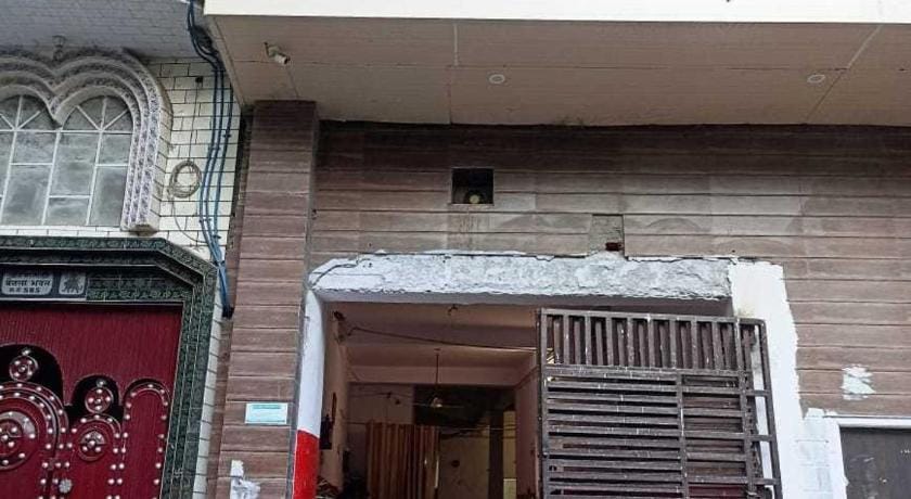 Hotel O KL khari Near Ashoka Park Mein Metro Hotel in Delhi