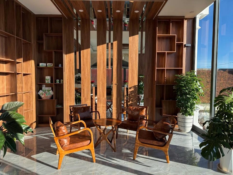 Lotus Hotel Đà Lạt Hotel in Dalat