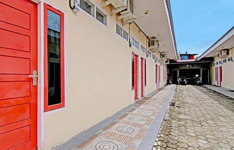 OYO 91921 Homestay Keluarga Syariah Hotel in West Sumatra, Indonesia