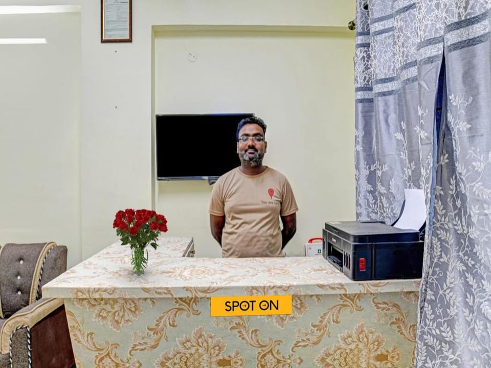 Super Hotel O Trinity Inn Hotel in Maharashtra