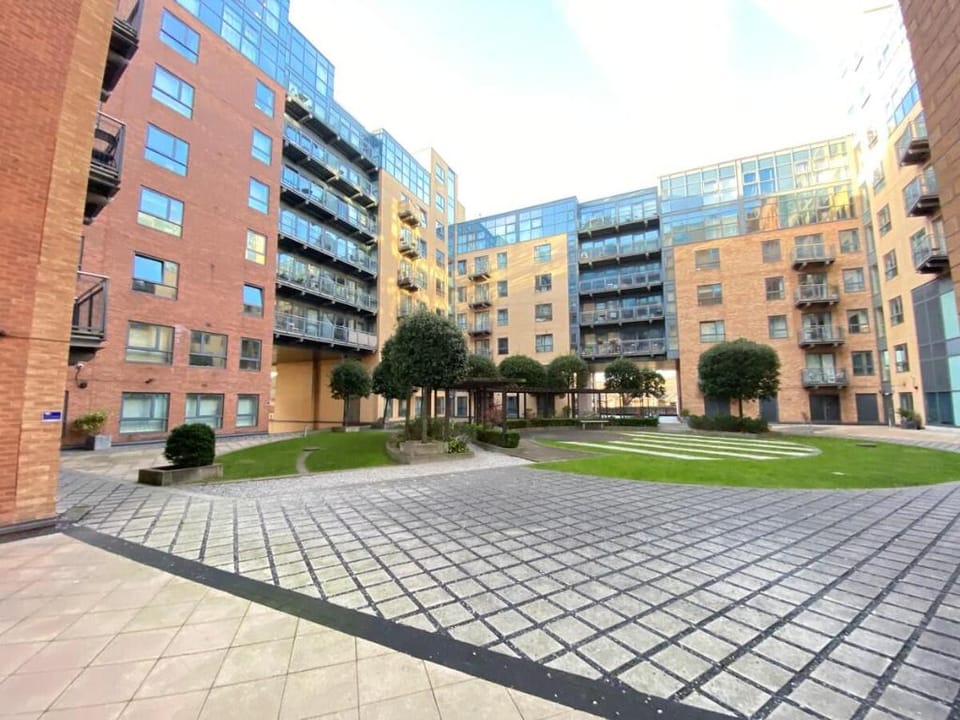 Sheffield City Centre Apartment & Balcony Apartment in Sheffield
