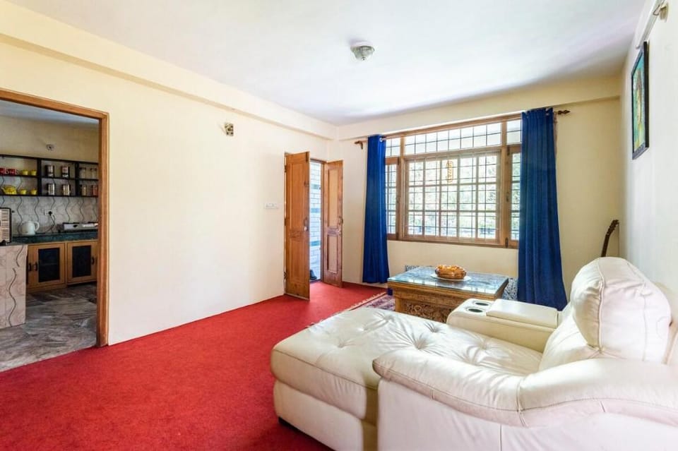 Holiday Himalayas Homestay  Apartment in Manali