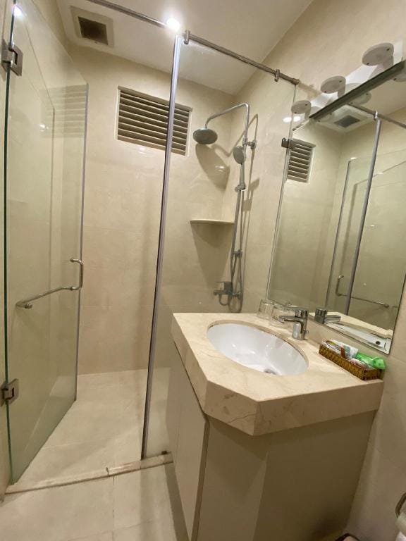 Standard apartment locate in the heart of Sai Gon Apartment in Ho Chi Minh City