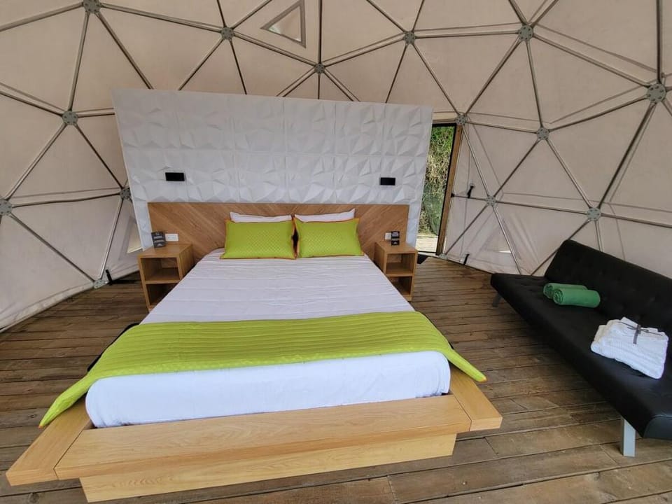 Luxury Glamping Dome w/ Hot Tub & magical views #1 Vacation rental in Cundinamarca, Colombia