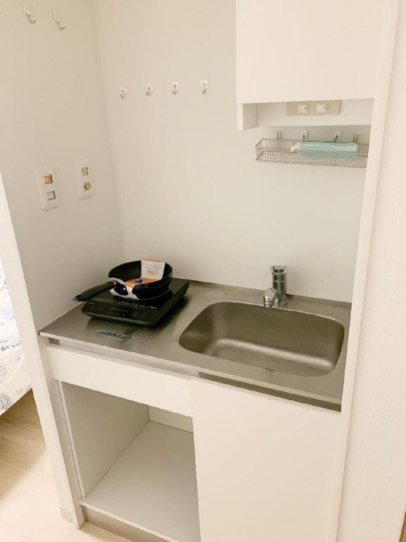 Shinjuku Center/Famous Lion Chain Large Apartment/3-minute Walk to Subway with 24-hour Security 616 Apartment in Shinjuku