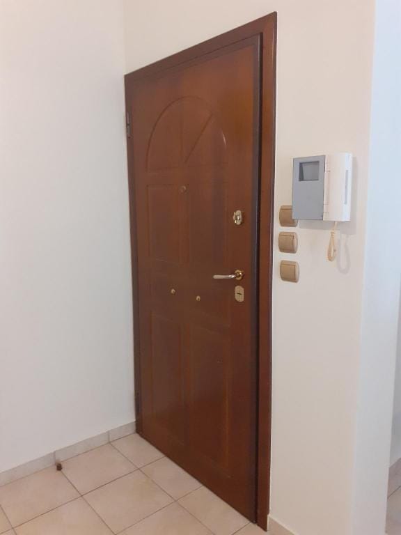 ATHENS SEPOLIA CENTER SPACIOUS APART NEAR METRO Apartment in Athens