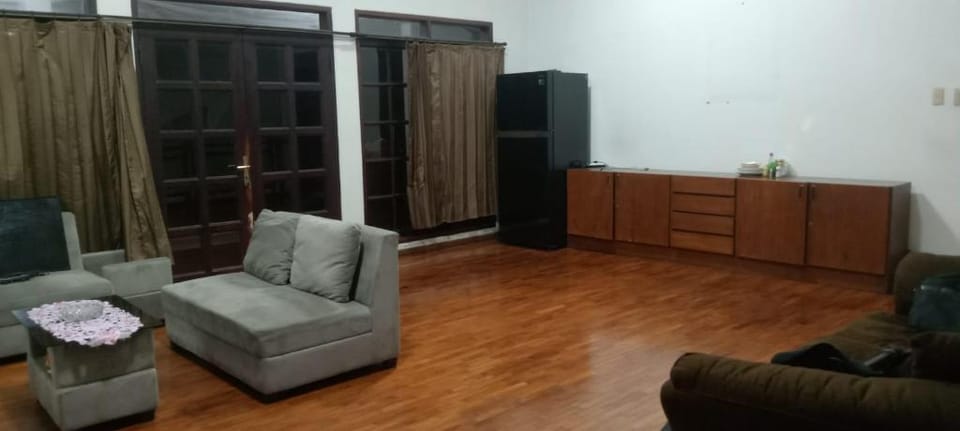 Vila Parade Dago Villa in Lembang