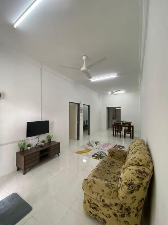 Homestay Faliera Vacation rental in Terengganu, Malaysia