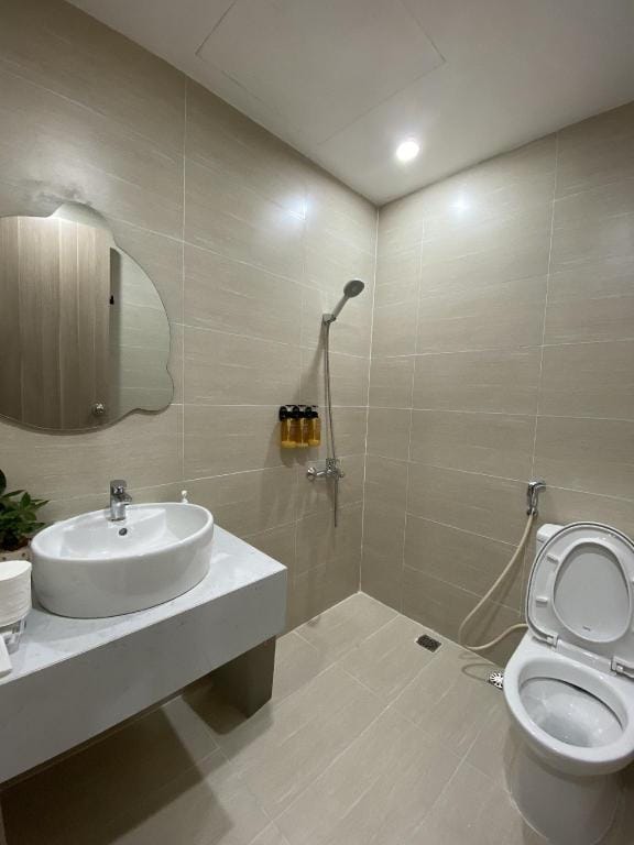 Căn hộ Pi home 3 phòng ngủ cho 5-6 người Apartment in Laos