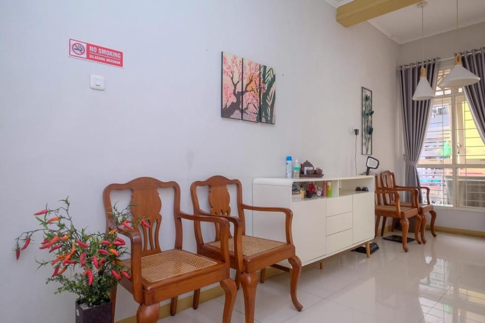 RedDoorz Syariah near Kampus UNSOED Purwokerto Hotel in Indonesia