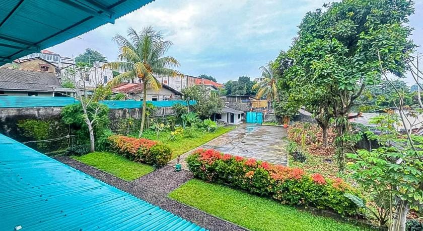 Garden View near Batu Tulis RedPartner Hotel in West Java