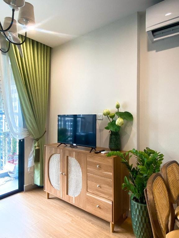 Lagoon Homestay Apartment in Laos