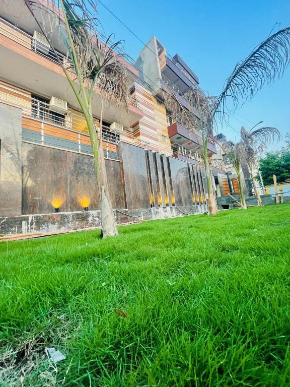 House of Budapest Villa in Noida