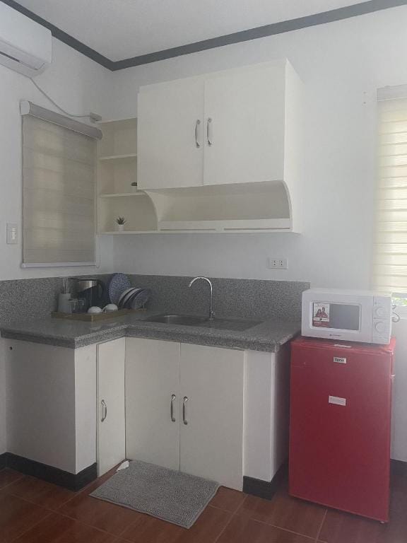 The V' Pad Staycation | 10 Apartment in Olongapo