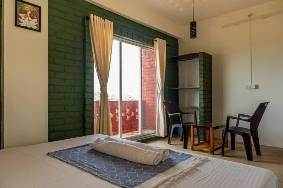 Calm , peaceful at the same time romantic., place  Vacation rental in Maharashtra