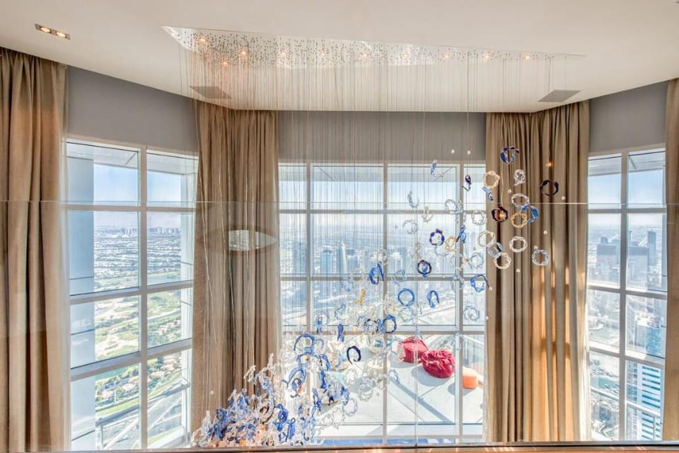 Upgraded Duplex Penthouse in Dubai Marina Vacation rental in Dubai