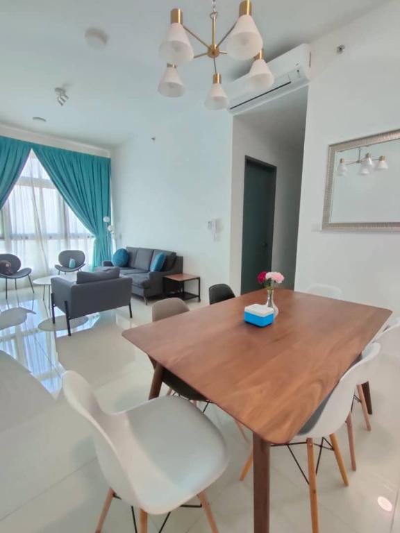 Paradigm Residence Highest floor 3 bedroom aprtmnt Apartment in Johor Bahru