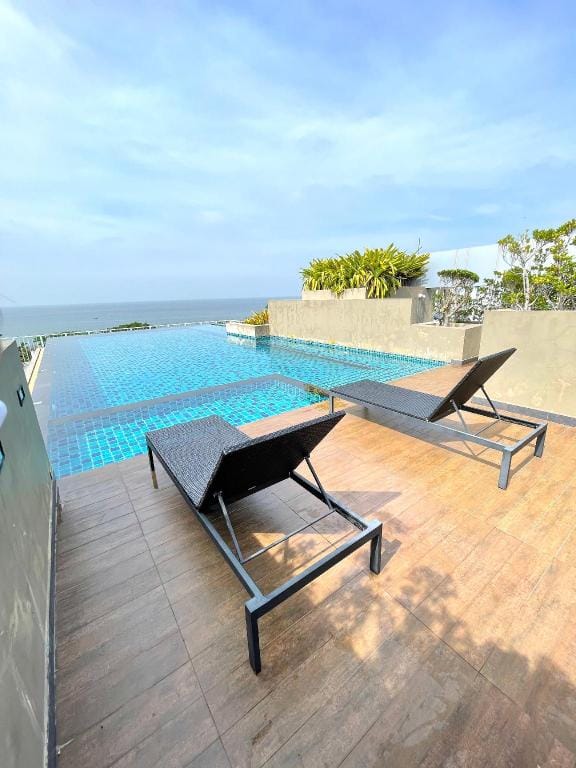 Gooddream III - The Blux Bangsaen Apartment in Chon Buri Changwat